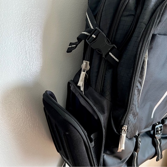 Rival 17.3 Inch Laptop Backpack with Hardshell Side Pockets, Black - Picture 13 of 17